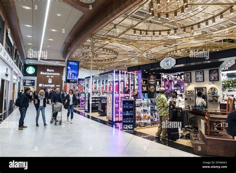 Duty free wines at CDG airport .